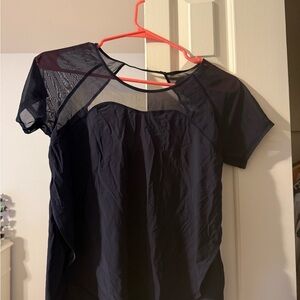 Lulu Lemon Women’s Navy Mes Short Sleeve Top